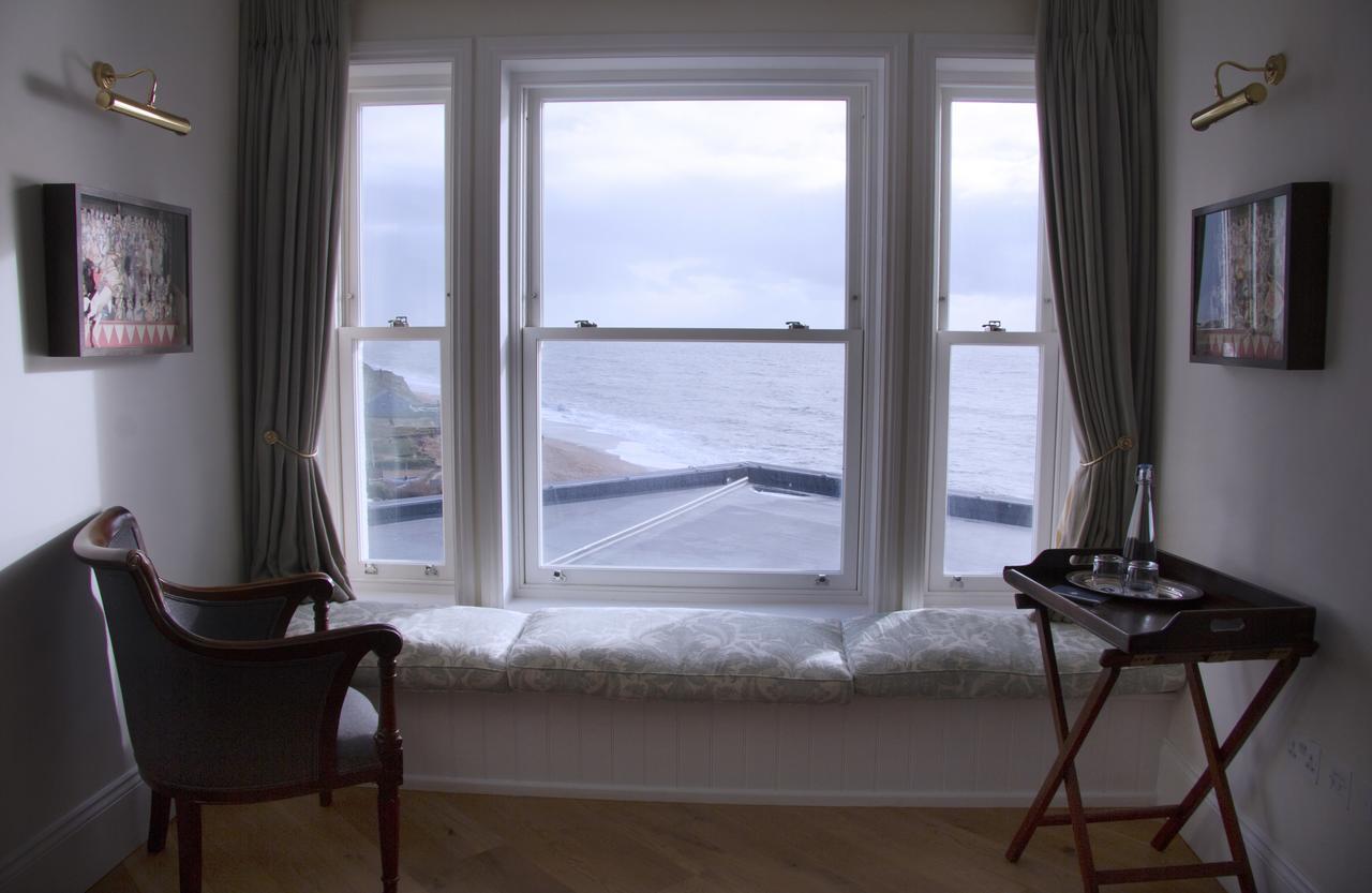 Отель The Seaside Boarding House Бертон Брадсток Экстерьер фото