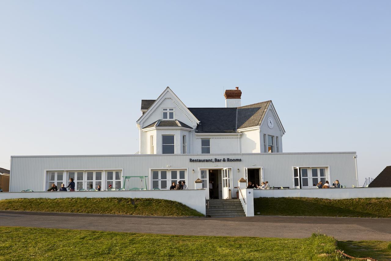 Отель The Seaside Boarding House Бертон Брадсток Экстерьер фото