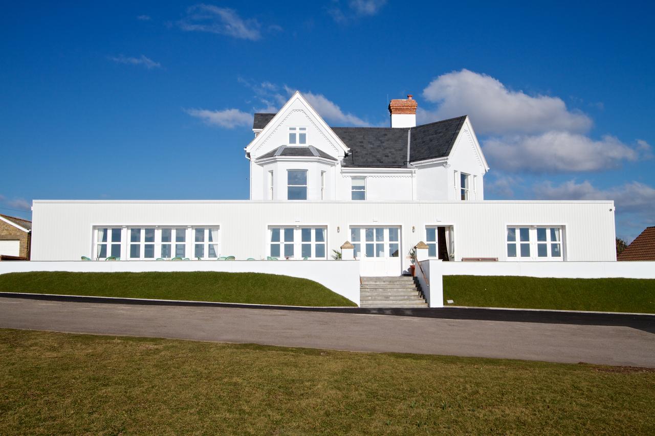 Отель The Seaside Boarding House Бертон Брадсток Экстерьер фото